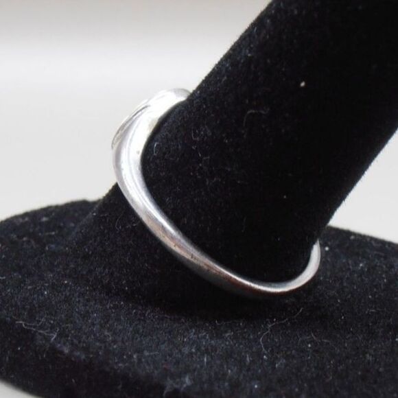 🌼 Pura Vida Cameo Flower Ring – Size 8 – Silver Tone Boho Bloom - Picture 3 of 5